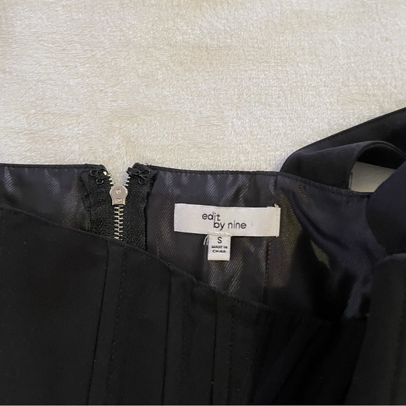 Black tie up bow corset top - Picture 2 of 4